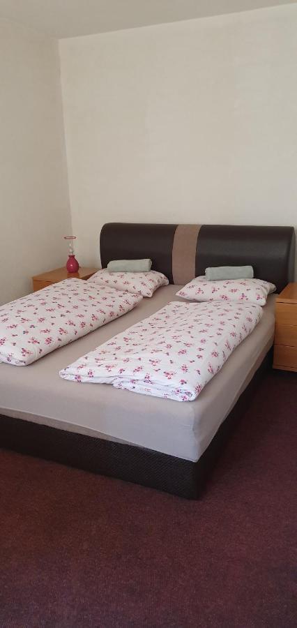 Hostel T&M Зеница Екстериор снимка